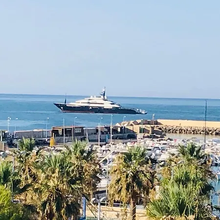 La Terrazza Di Pollon Nyaraló *