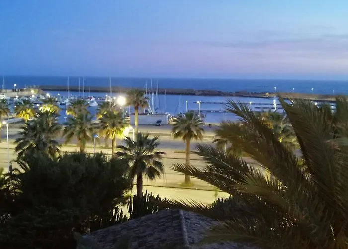 La Terrazza Di Pollon 度假居 圣莱昂