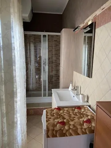 La Terrazza Di Pollon 度假居 *