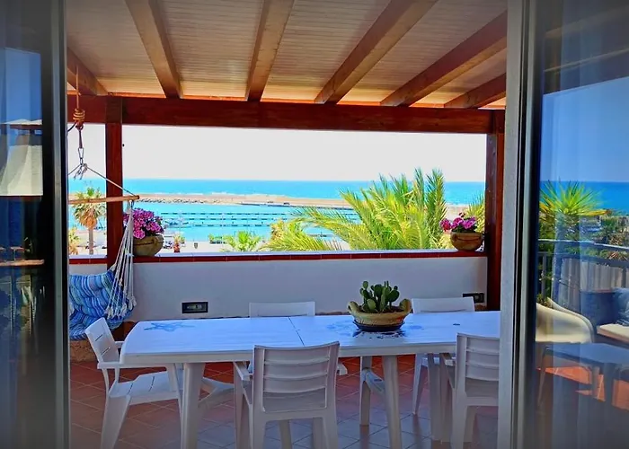 度假居 La Terrazza Di Pollon 圣莱昂